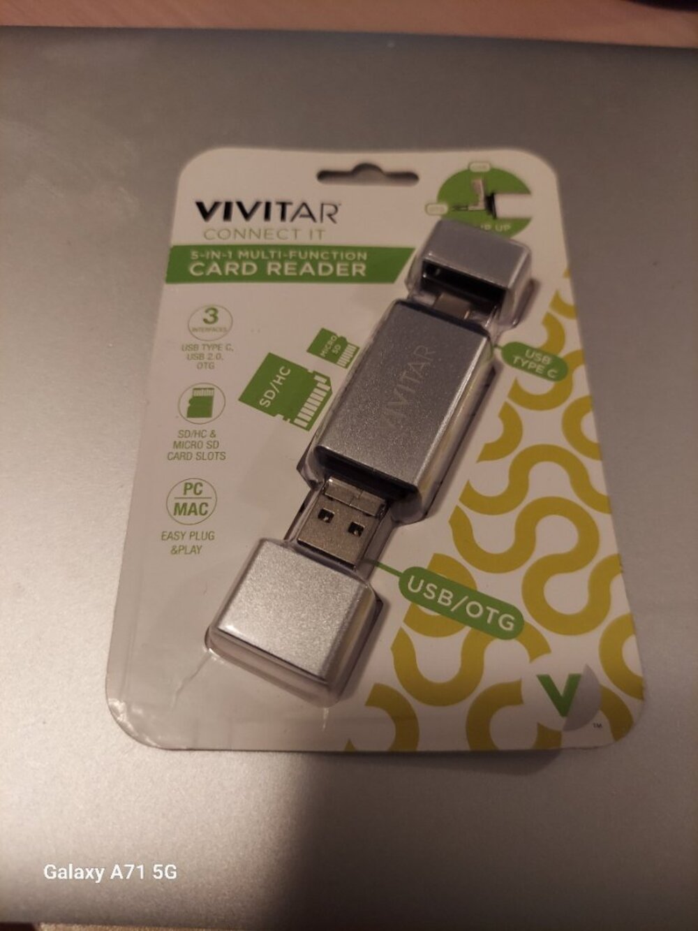 Vivitar Connect It 5-IN-1 Multi-Function Card Reader